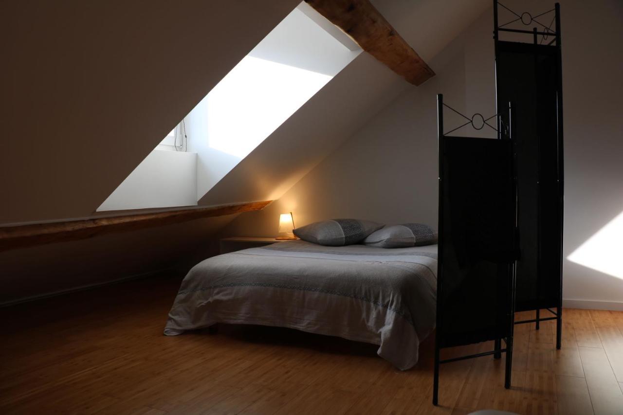 Les Fabuleux Appartements Du Coeur De Ville - Place Victor Hugo Besançon Kültér fotó