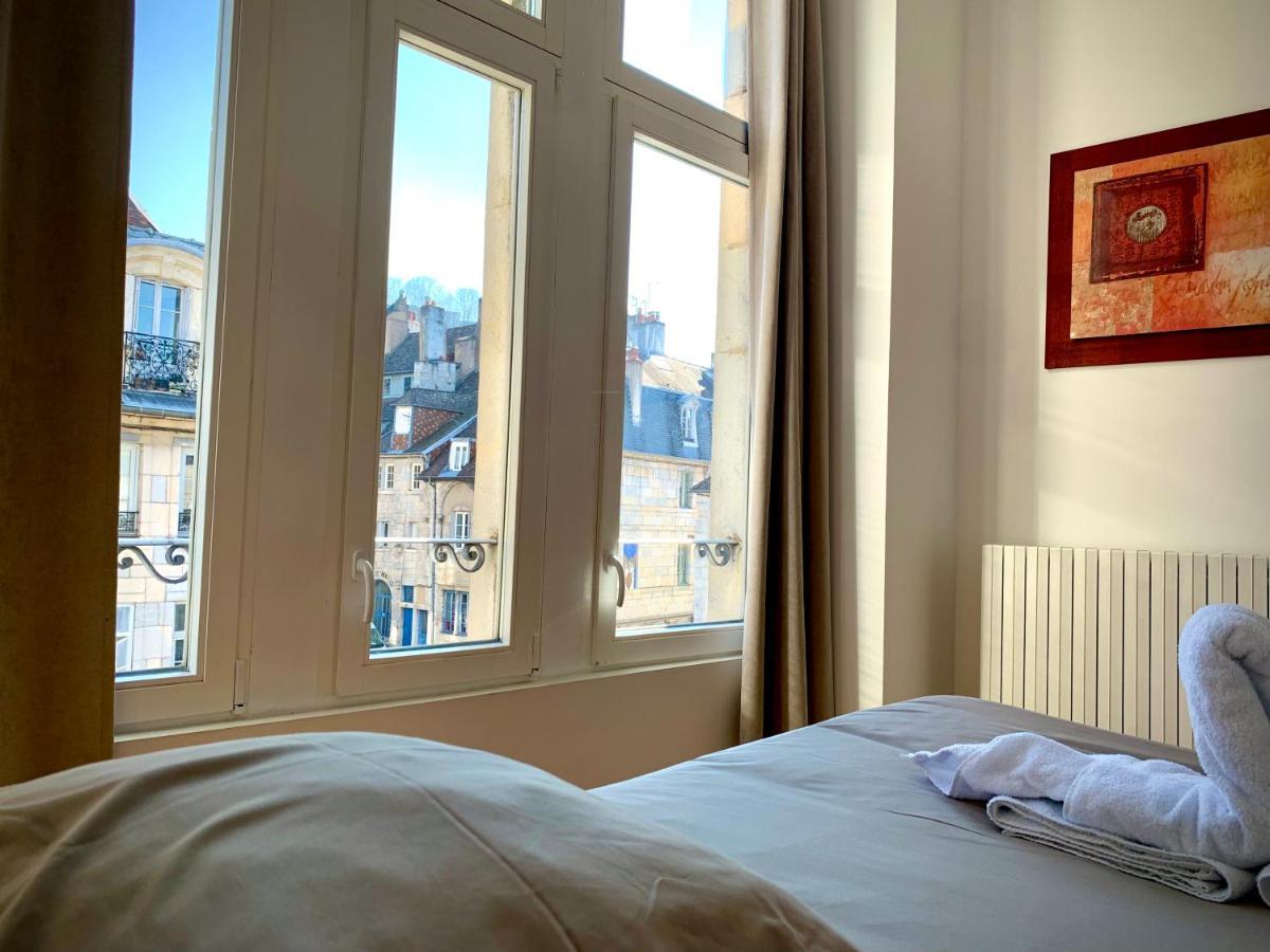 Les Fabuleux Appartements Du Coeur De Ville - Place Victor Hugo Besançon Kültér fotó