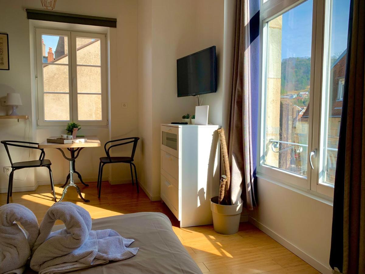 Les Fabuleux Appartements Du Coeur De Ville - Place Victor Hugo Besançon Kültér fotó