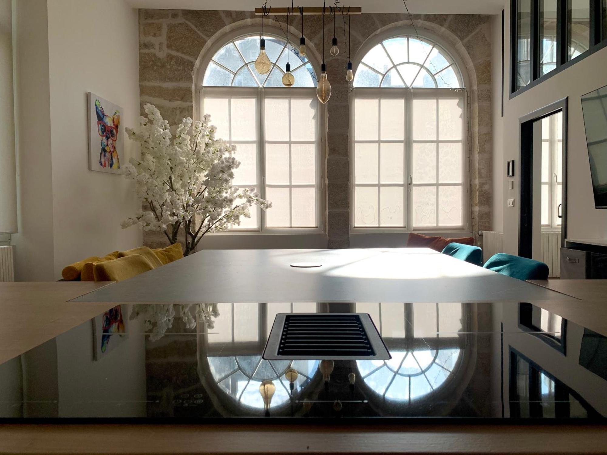 Les Fabuleux Appartements Du Coeur De Ville - Place Victor Hugo Besançon Kültér fotó